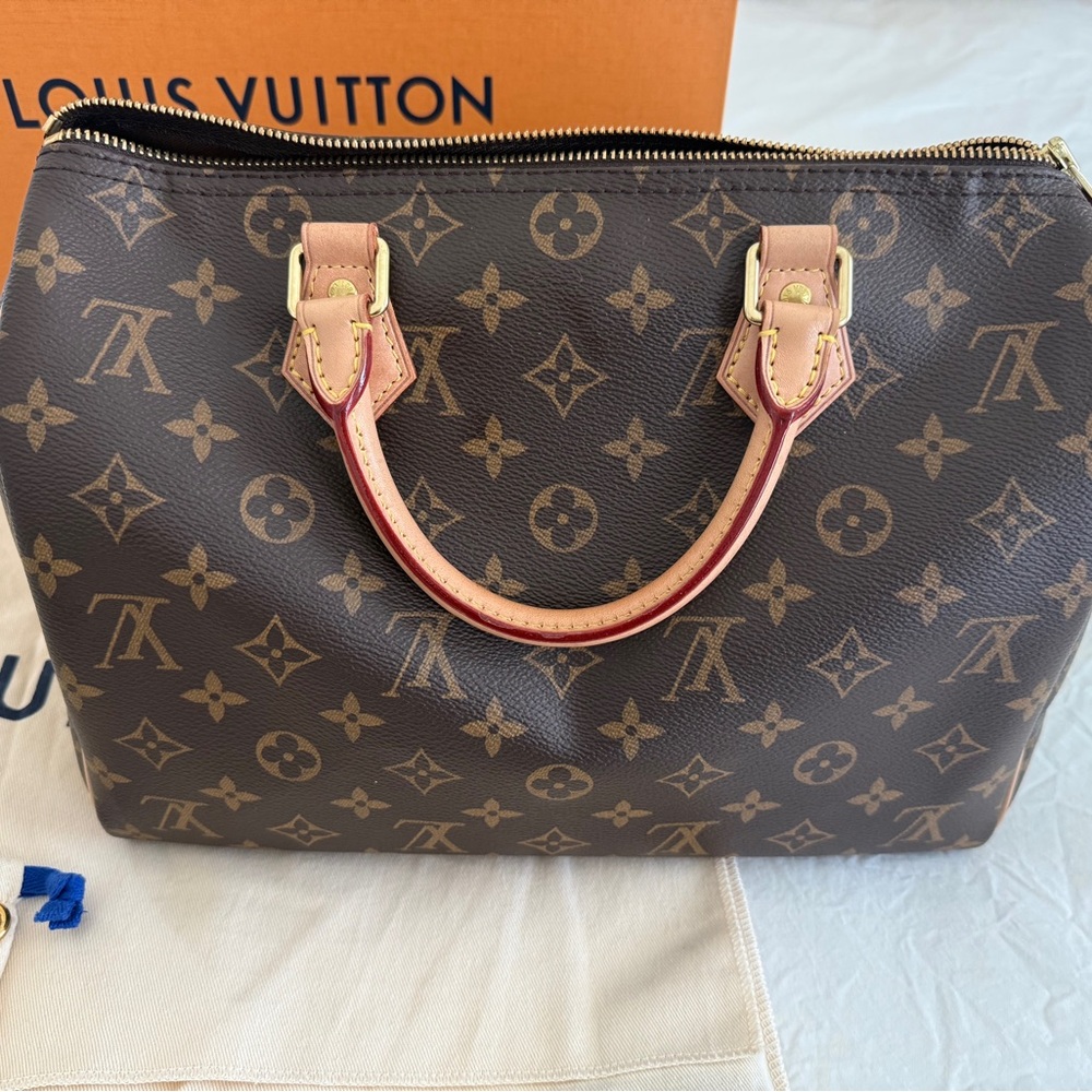 Authentic Louis Vuitton speedy 30 monogram